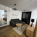 Apartment Atico Roomy *