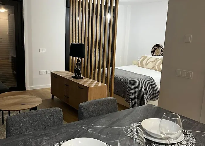 Atico Roomy Apartment *